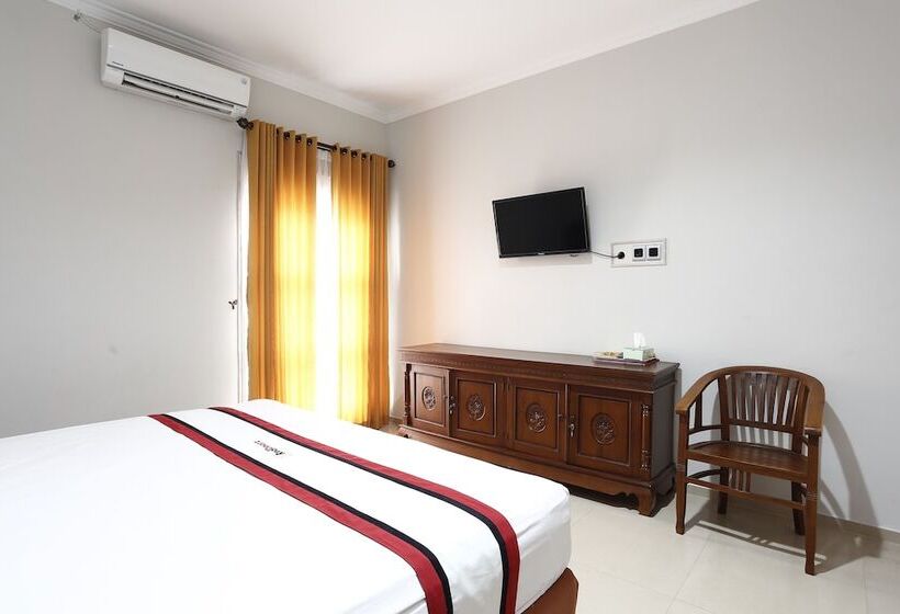 פנסיון Reddoorz Plus Near Adisucipto Airport 2