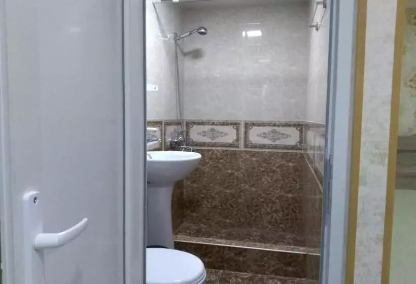 پانسیون Lakeside Green Balcony Home