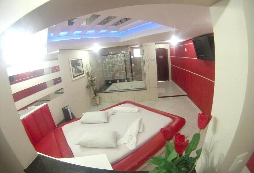 Отель Flamboyant