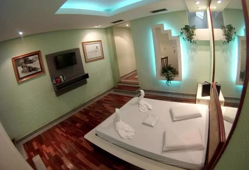 ホテル Flamboyant