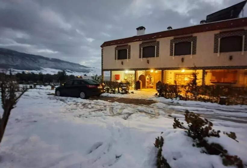 هتل La Perle D'ifrane