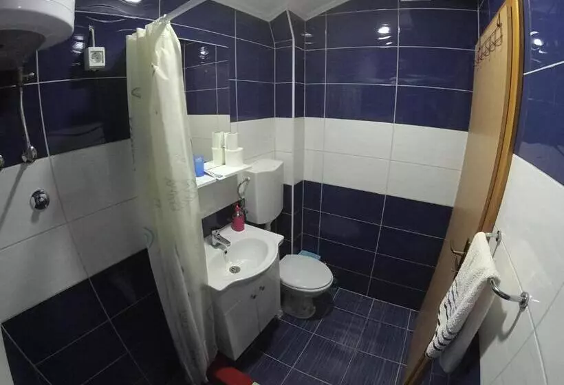 پانسیون Apartment And Rooms Konak