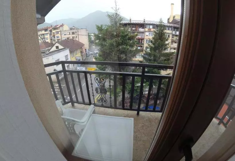 پانسیون Apartment And Rooms Konak