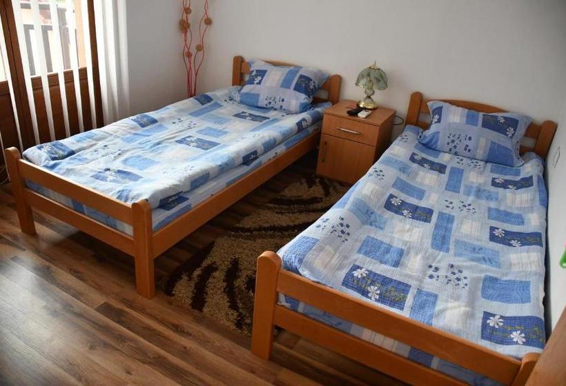 پانسیون Apartment And Rooms Konak