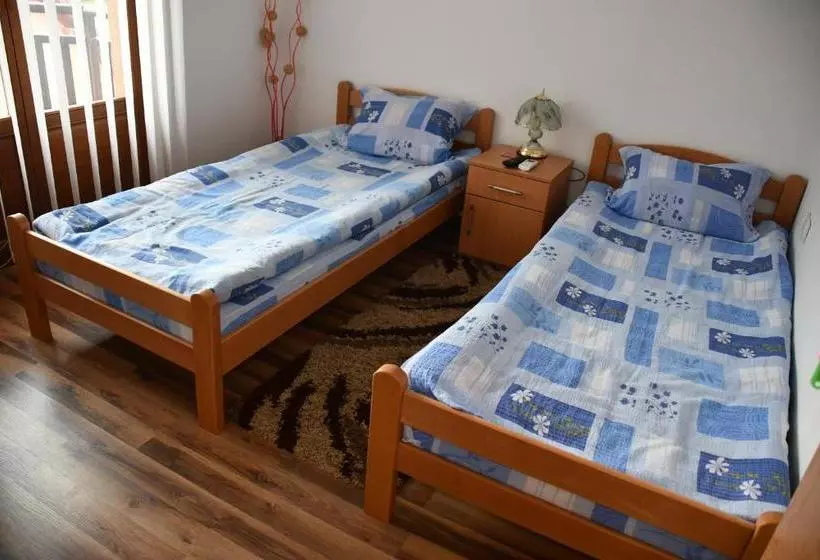 پانسیون Apartment And Rooms Konak