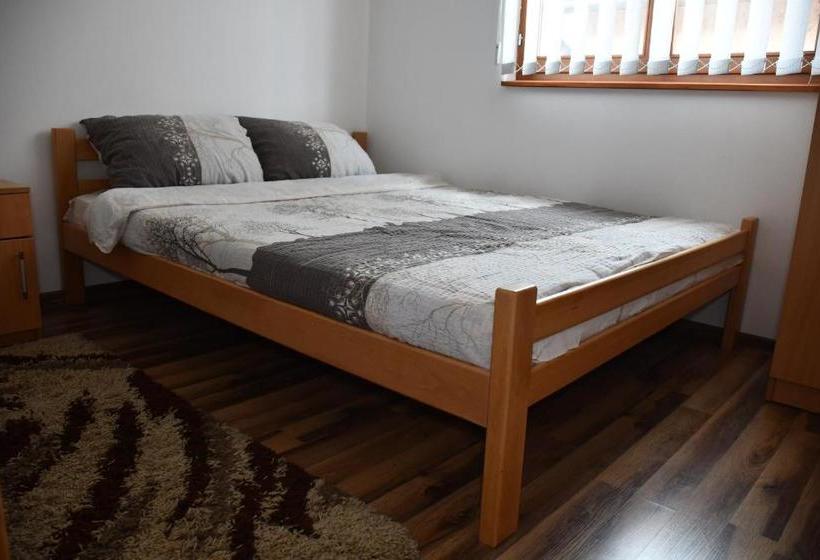 پانسیون Apartment And Rooms Konak