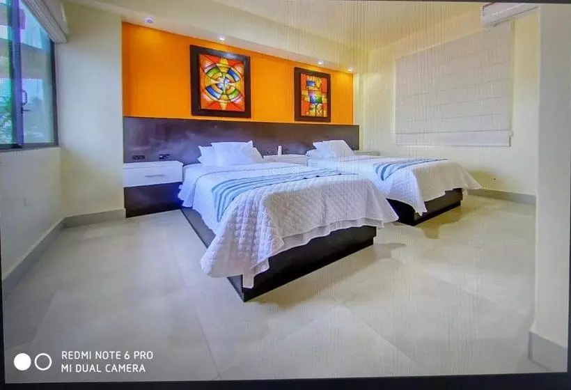 پانسیون Hostal Villamil