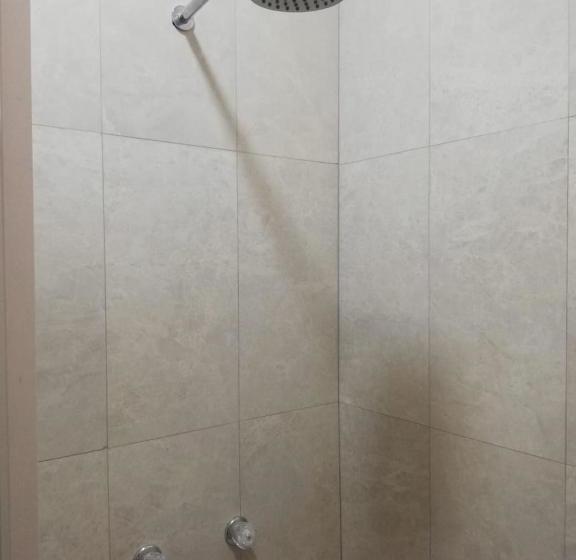 פנסיון Hostal Villamil