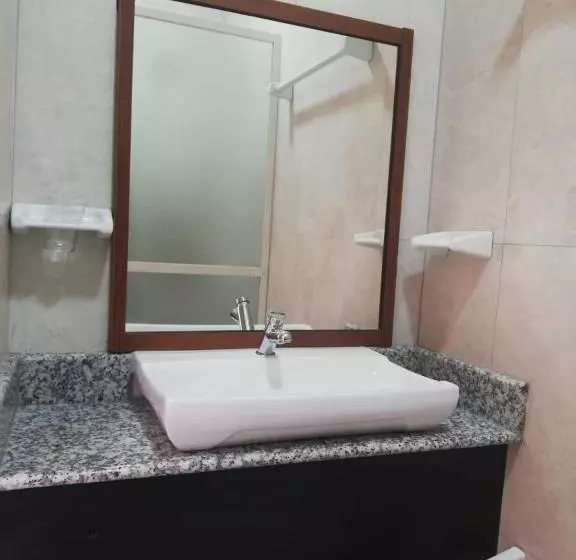 پانسیون Hostal Villamil