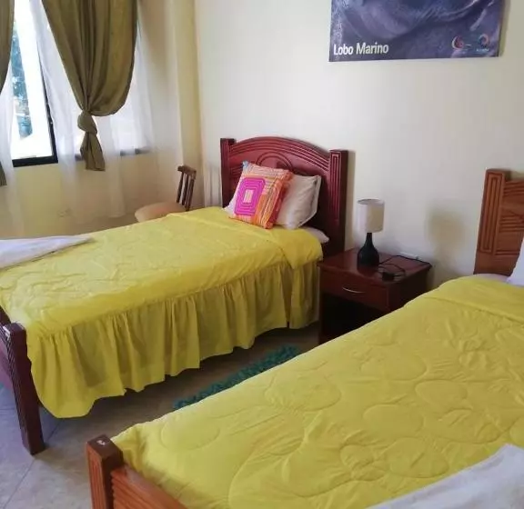 پانسیون Hostal Villamil