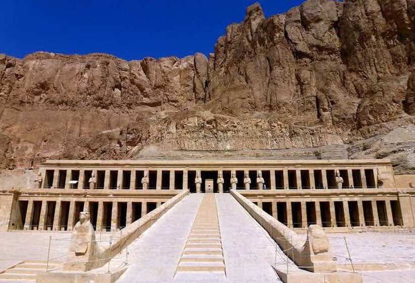 پانسیون Jewel Howard Carter