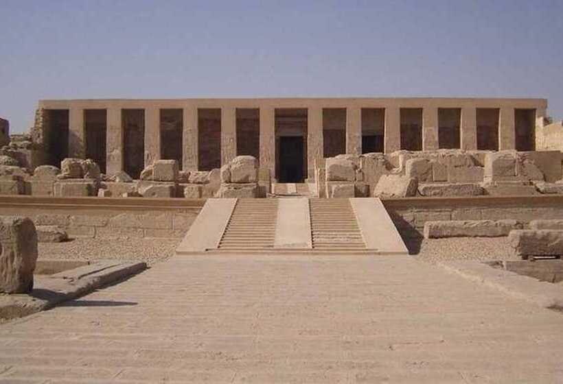 پانسیون Jewel Howard Carter