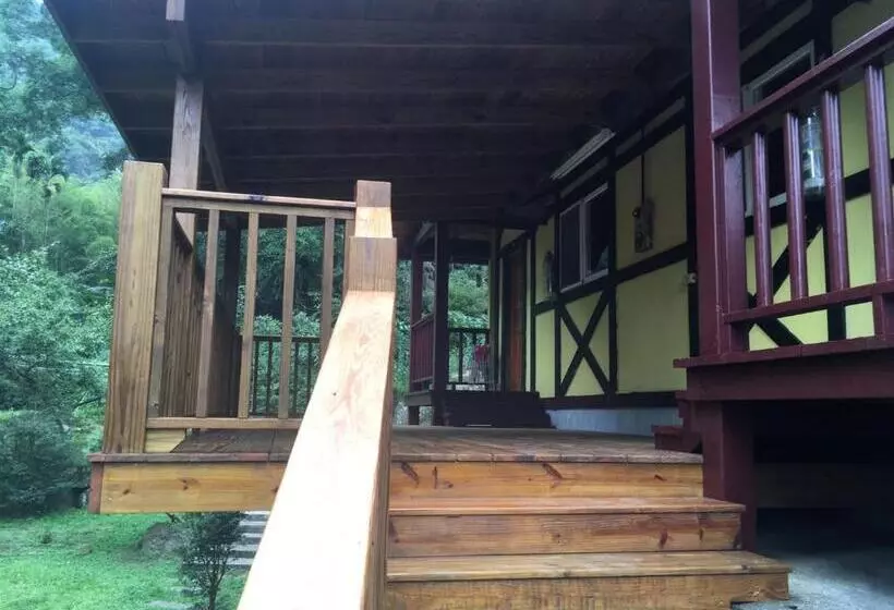 پانسیون Jin Zu Cottage