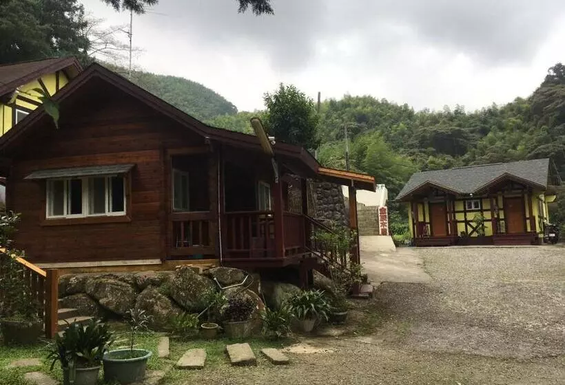 پانسیون Jin Zu Cottage
