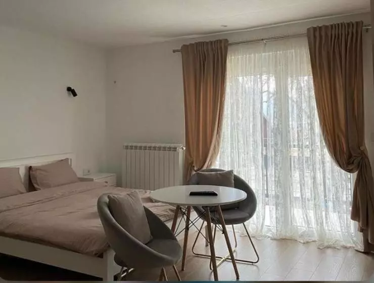 پانسیون Rooms Lida & Friendly Home