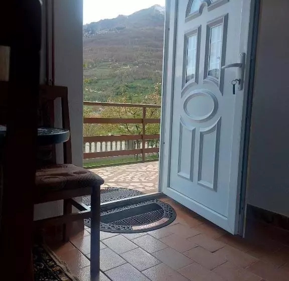 پانسیون Rooms Lida & Friendly Home