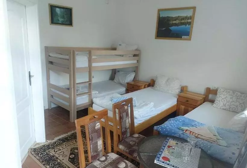 پانسیون Rooms Lida & Friendly Home