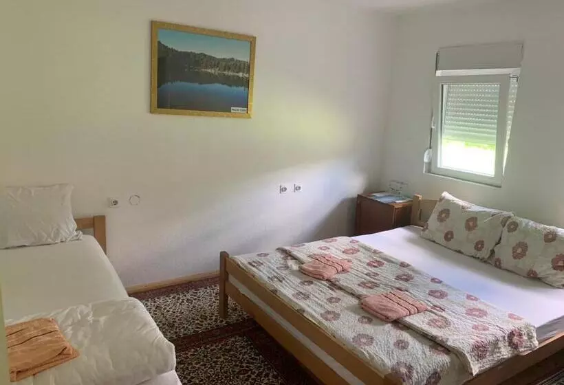 پانسیون Rooms Lida & Friendly Home