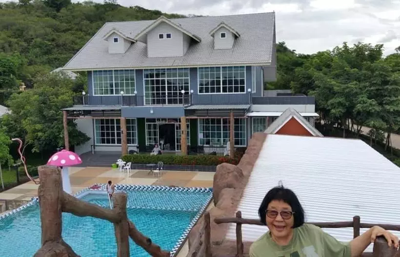 Lomakeskus Sangchan Garden At Kaeng Krachan