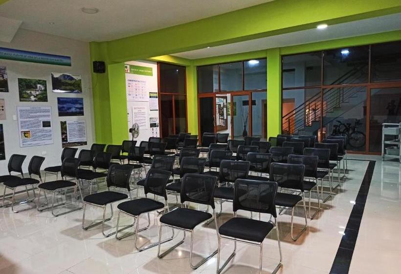 هاستل Hostal La Cueva Moyobamba