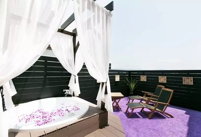 Hotelli Atlantis Otsu