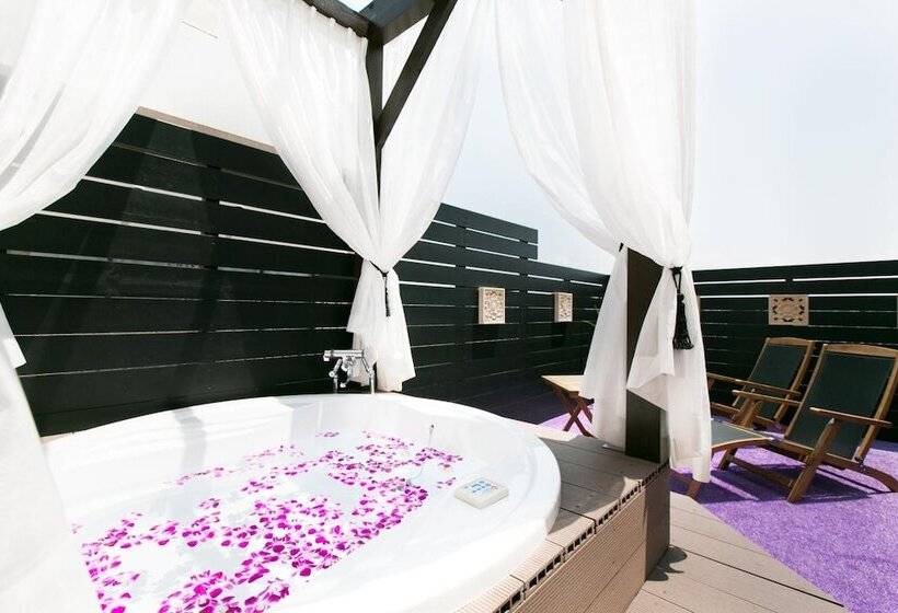 فندق Atlantis Otsu