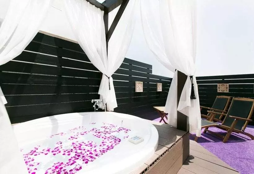 Hotelli Atlantis Otsu