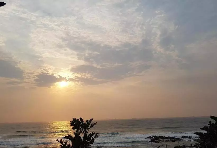 Majatalo Dolphin Coast Guesthouse