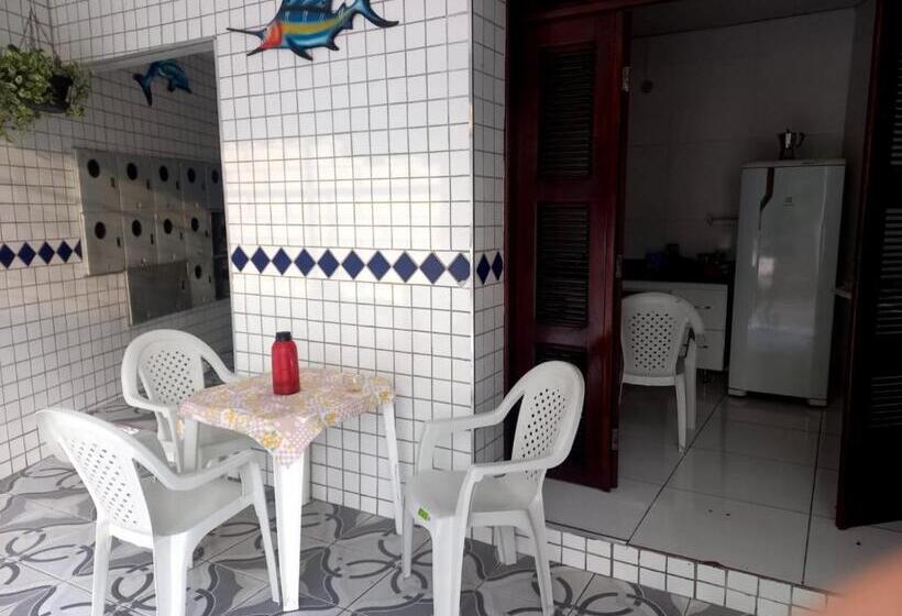 膳宿费 Suítes Centro Praia