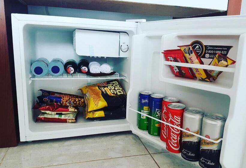 ペンション Valomia Beachfront