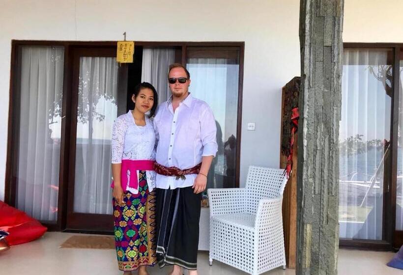 ペンション Valomia Beachfront