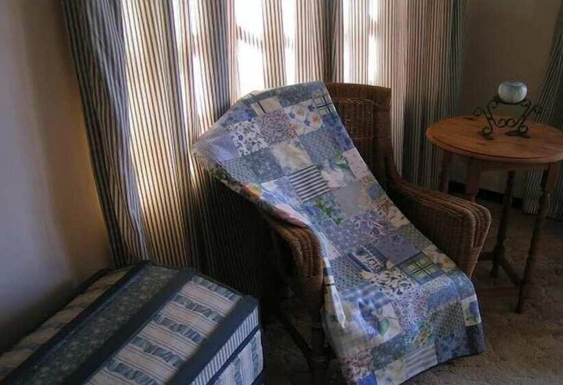 פנסיון Die Kersiehuis Guesthouse