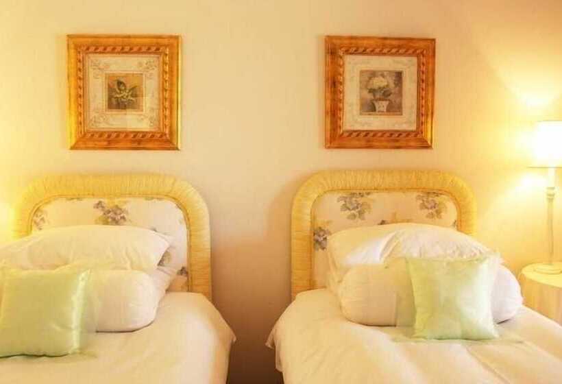 פנסיון Die Kersiehuis Guesthouse