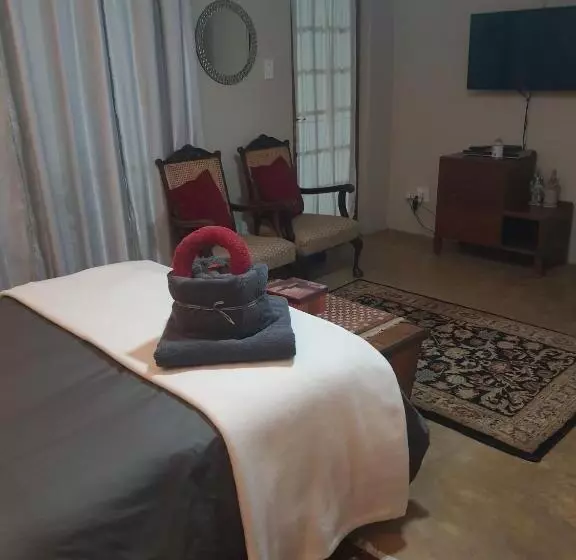 Majatalo Gemsbok Cottage