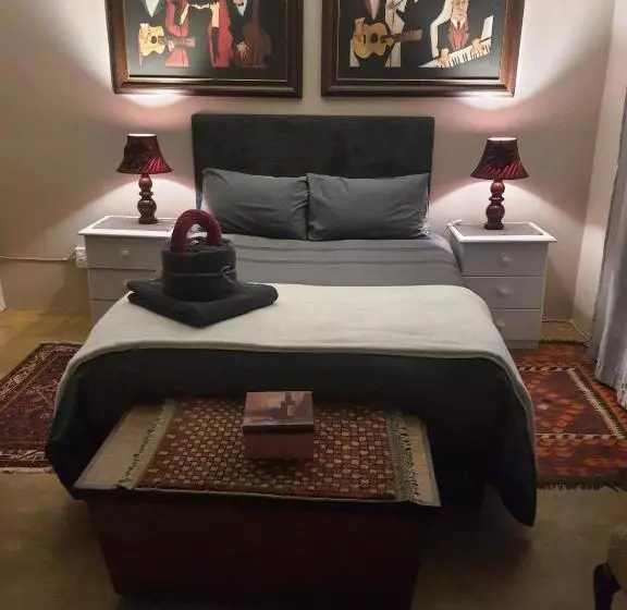 Majatalo Gemsbok Cottage