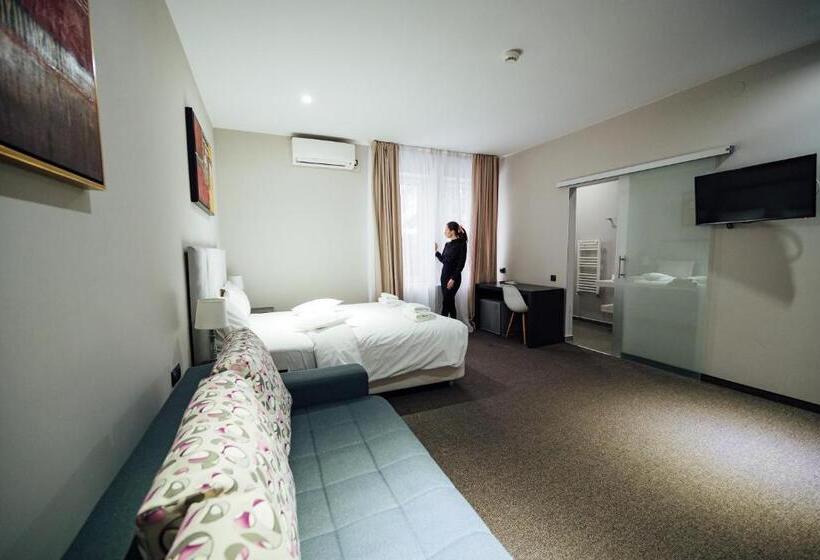 بنسيون Vila Fabesca