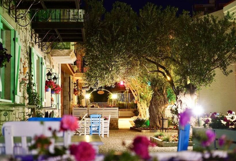 Zeytin Arası Apart Otel