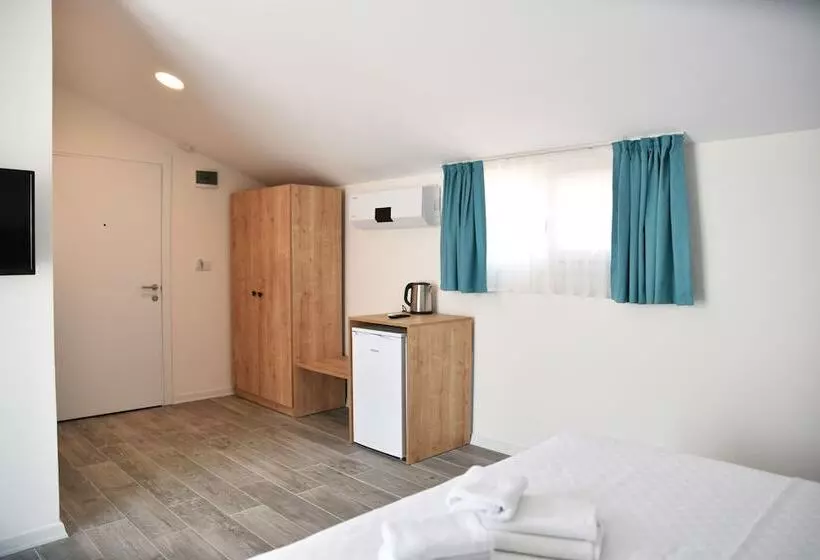 Zeytin Arası Apart Otel