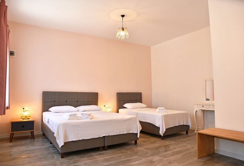 Zeytin Arası Apart Otel