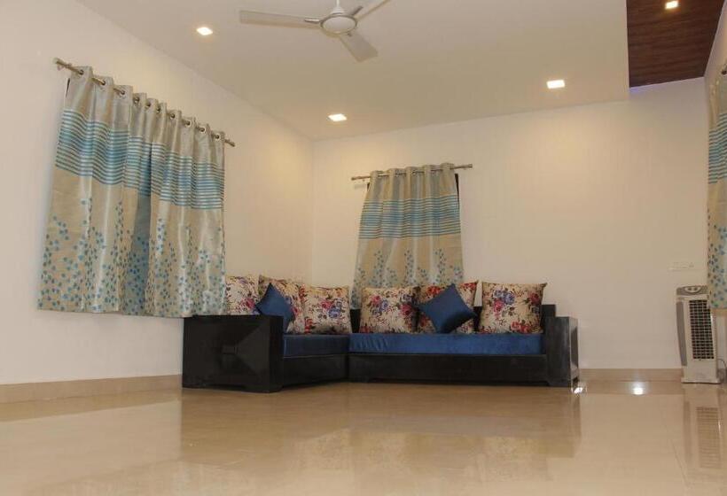 Hotelli West Valley Farm Villa