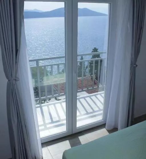 پانسیون Guest House Put