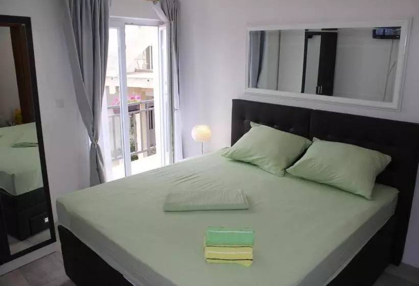 پانسیون Guest House Put