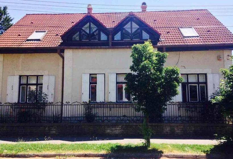 펜션 Horváth Apartmanház