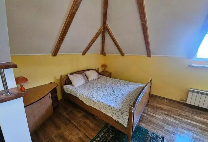 Majatalo Cottage Kazka Lisu