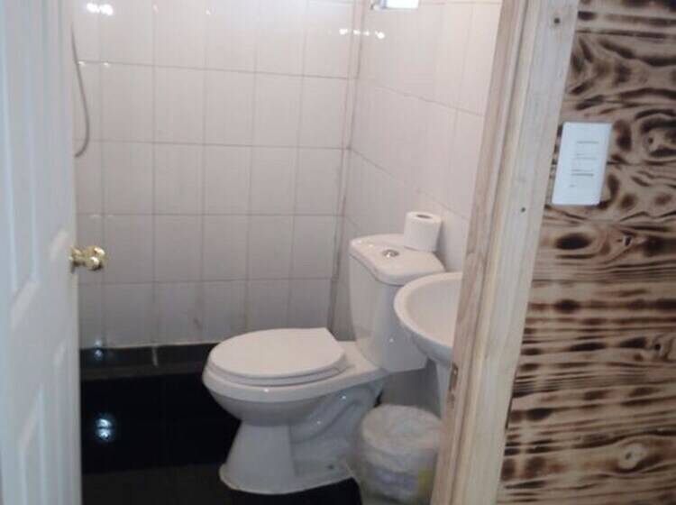 بنسيون Residencial Brasil