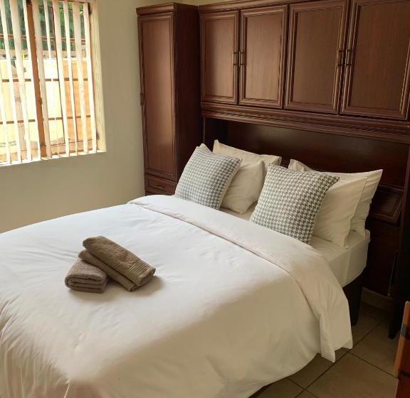 Pensió Villa De La Rosa Klerksdorp