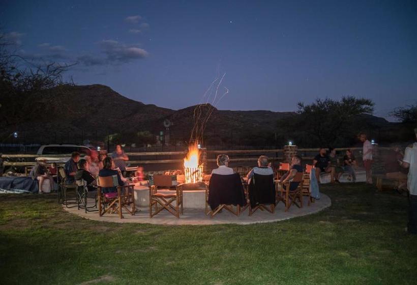 هتل Koedoeberg Guest Farm