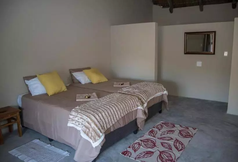 هتل Koedoeberg Guest Farm