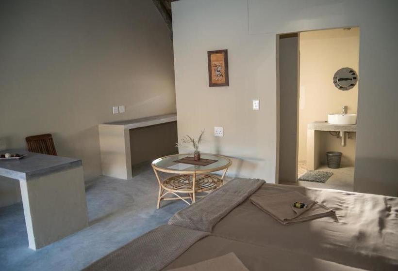 هتل Koedoeberg Guest Farm