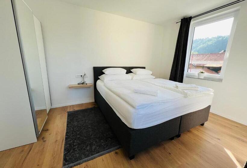 پانسیون Guesthouse Avsenik